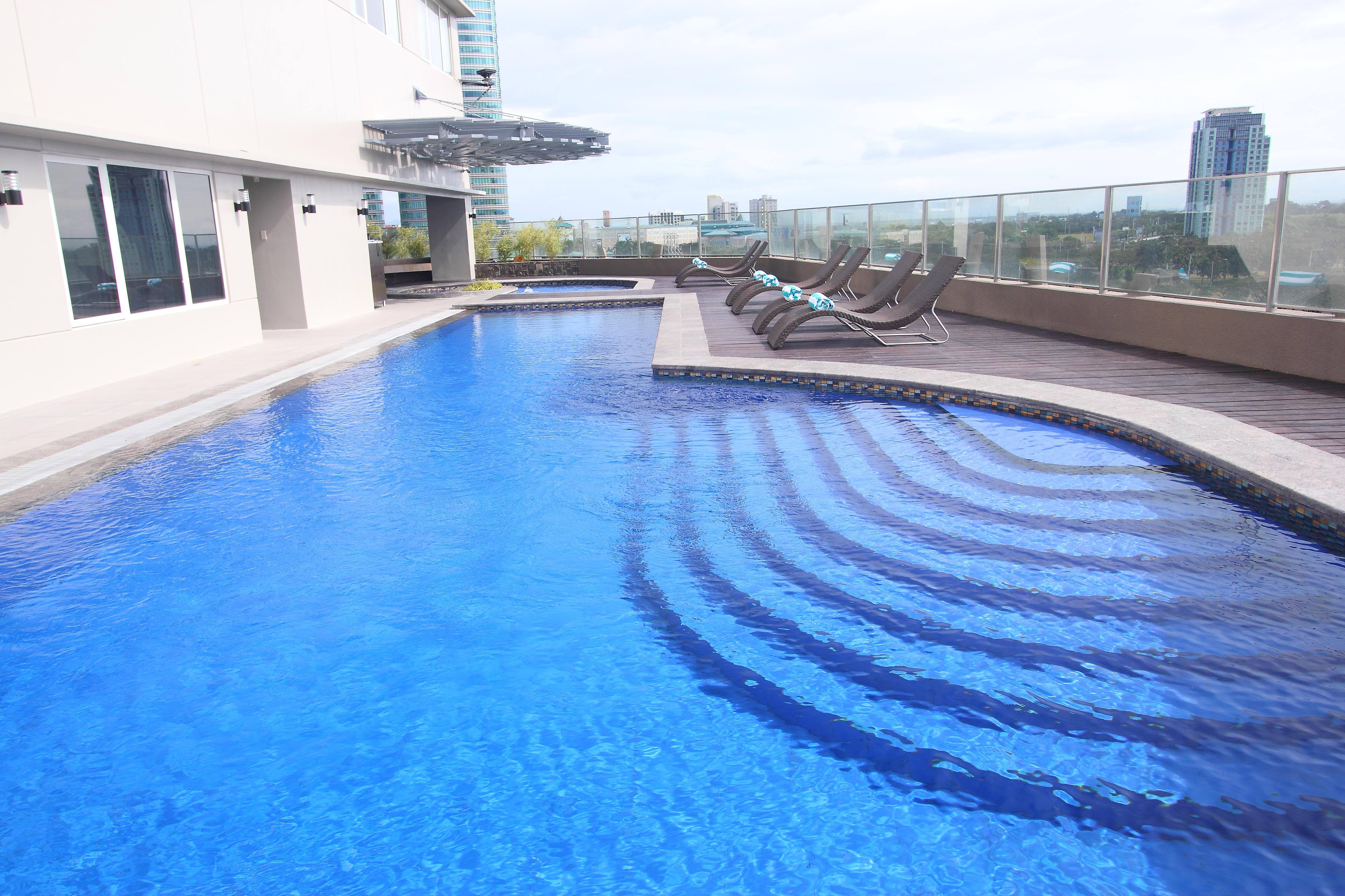 Acacia Hotel Manila Muntinlupa City Eksteriør bilde