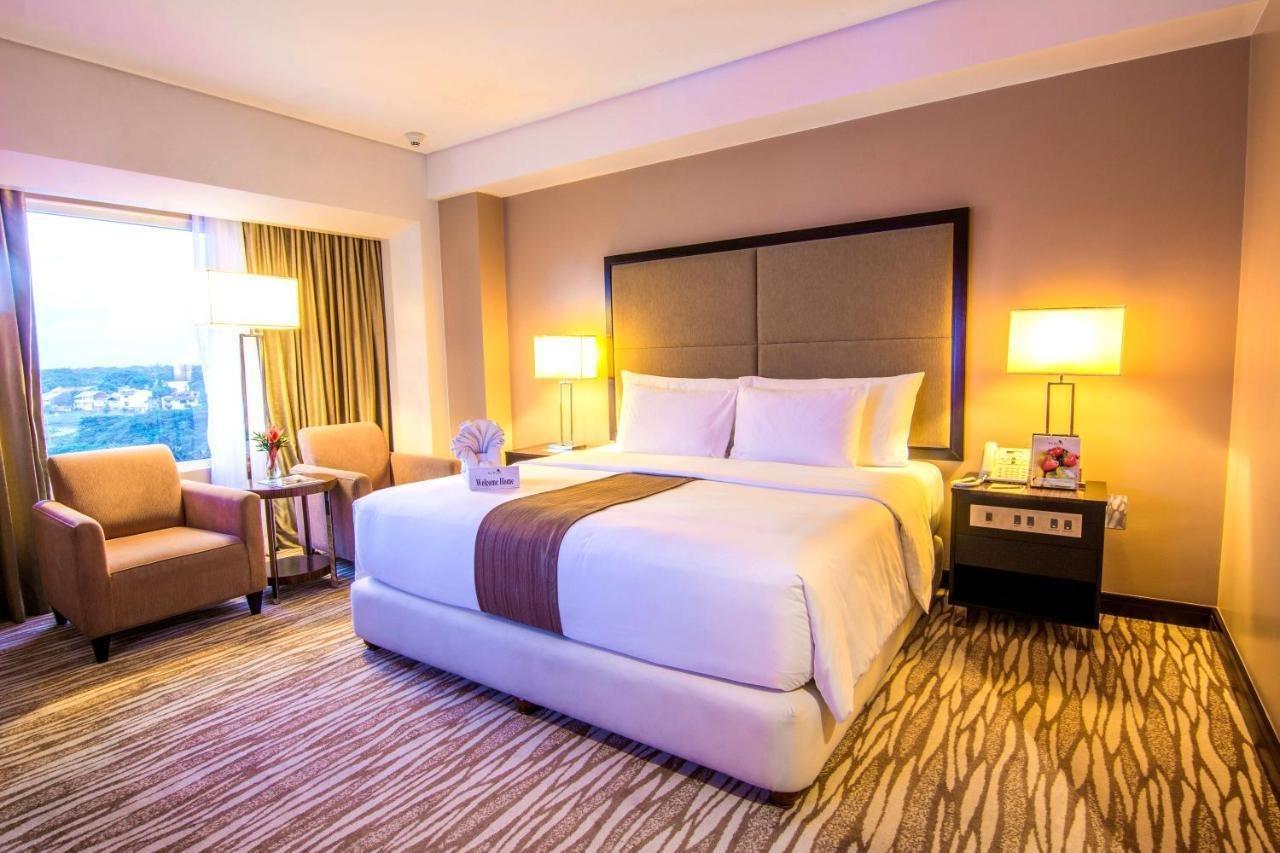 Acacia Hotel Manila Muntinlupa City Eksteriør bilde