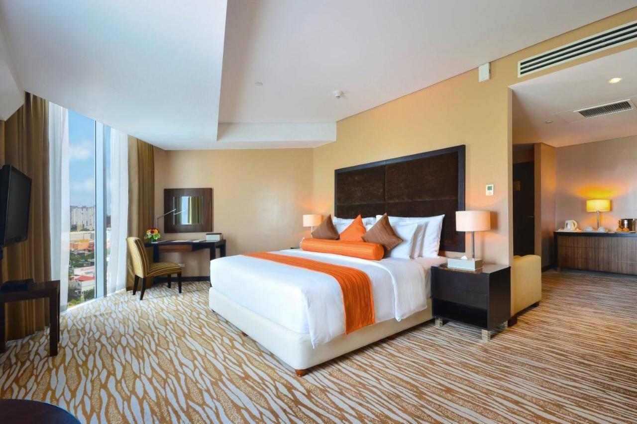 Acacia Hotel Manila Muntinlupa City Eksteriør bilde