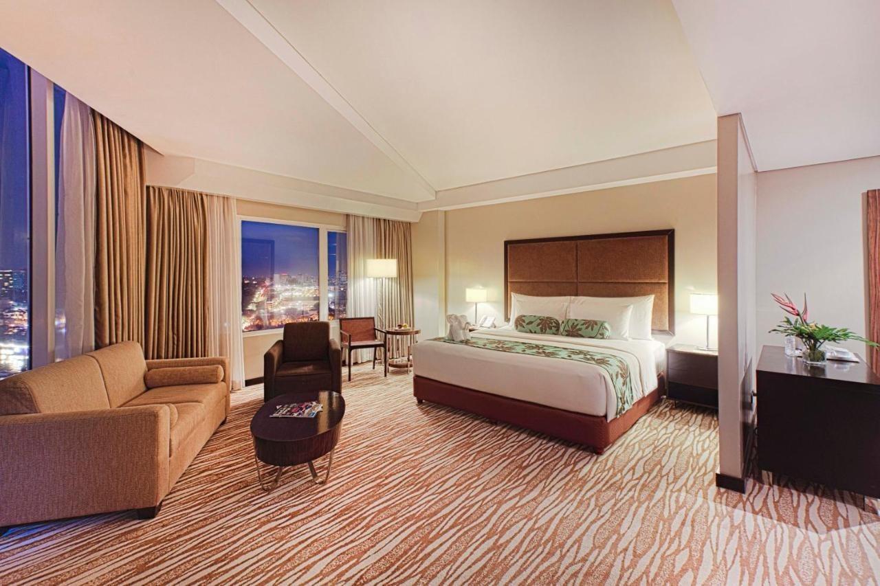 Acacia Hotel Manila Muntinlupa City Eksteriør bilde