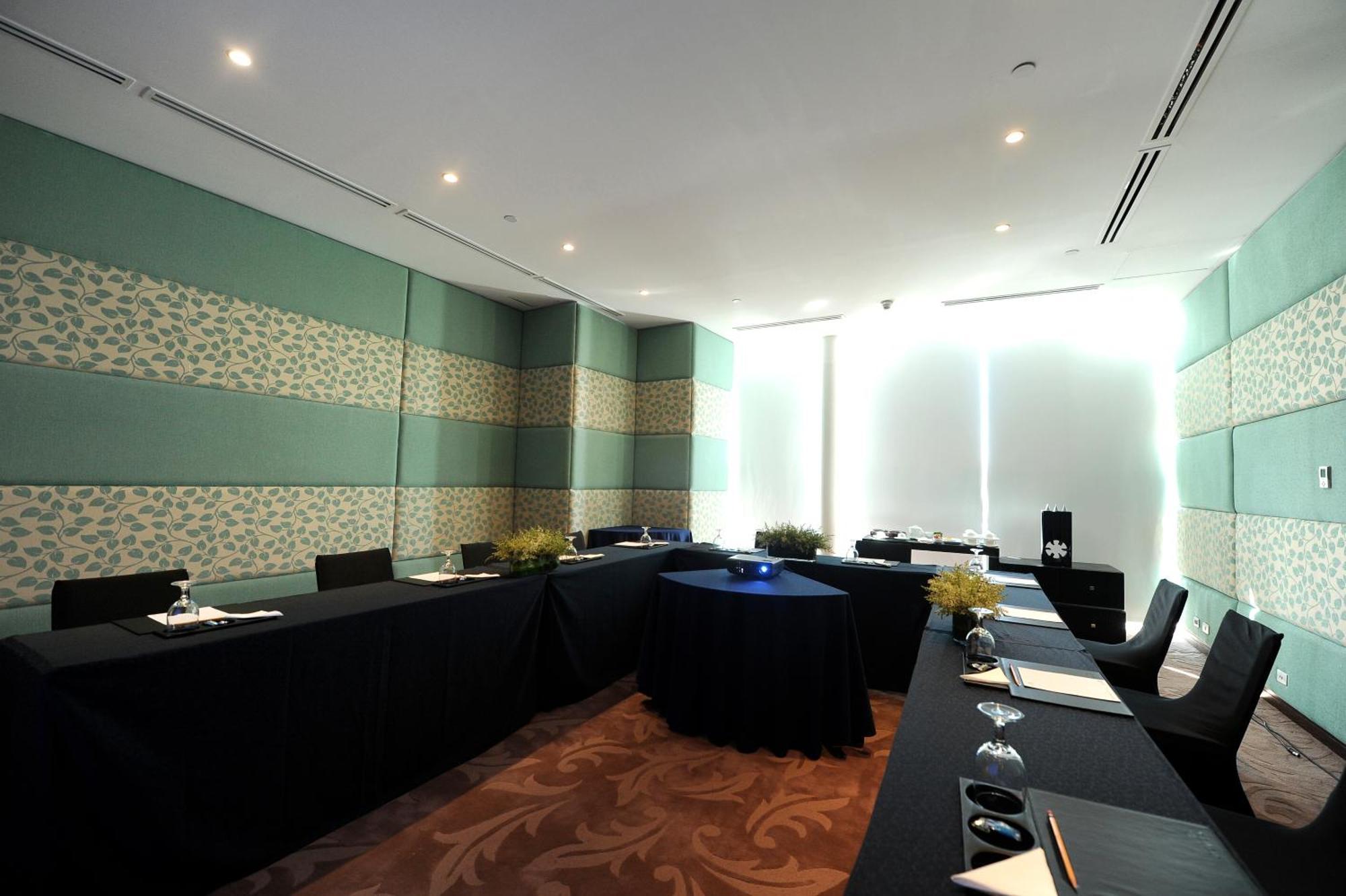 Acacia Hotel Manila Muntinlupa City Eksteriør bilde
