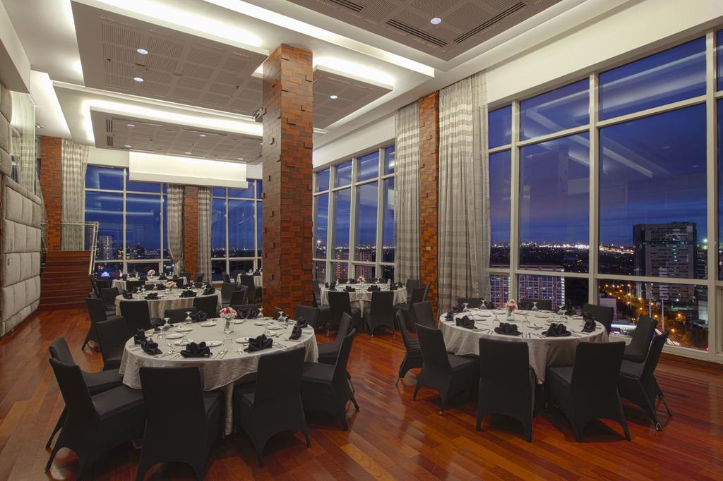 Acacia Hotel Manila Muntinlupa City Eksteriør bilde