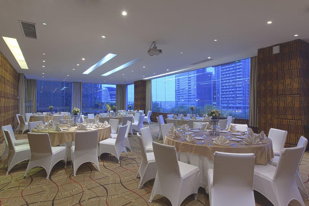 Acacia Hotel Manila Muntinlupa City Eksteriør bilde